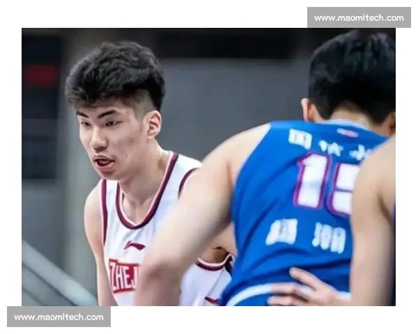 2 米 23 余嘉豪爆发!西乙轰 12+4 破低迷,放弃 600 万太值